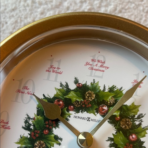 Howard Miller Carols of Christmas Musical Clock 🕰️ NWOT - Picture 6 of 16